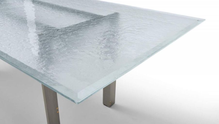 Tavolo Doge Laguna di Carlo Scarpa per Cassina
