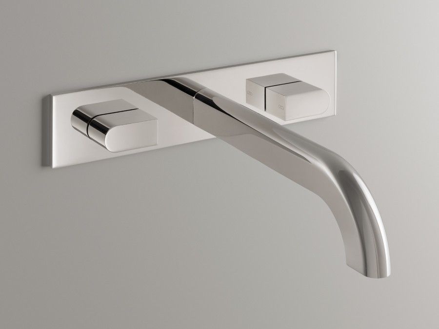 Rubinetteria Sixty di CEA Design in acciaio inox lucidato